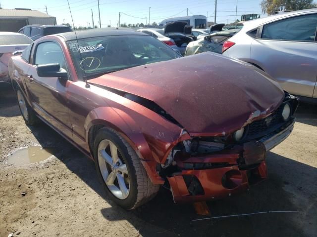 1ZVFT82H465214730-2006-ford-mustang