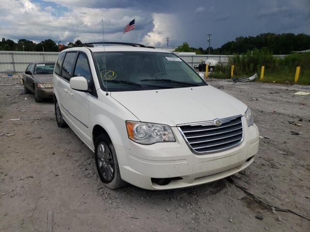 2A4RR5D14AR168044-2010-chrysler-town-and-country